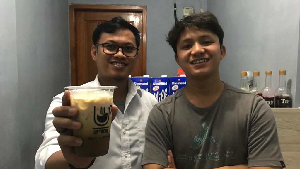 Up Trend, Minuman Kekinian Yang Bikin Seger
