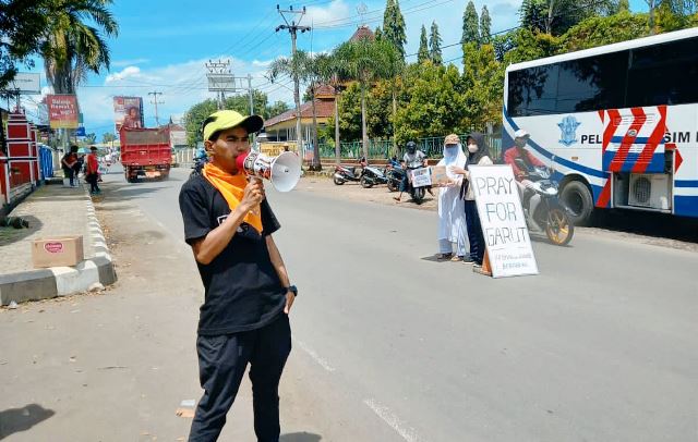 Siswa Galang Donasi Hari Paket Sembako Senilai Rp Jutaan Akan