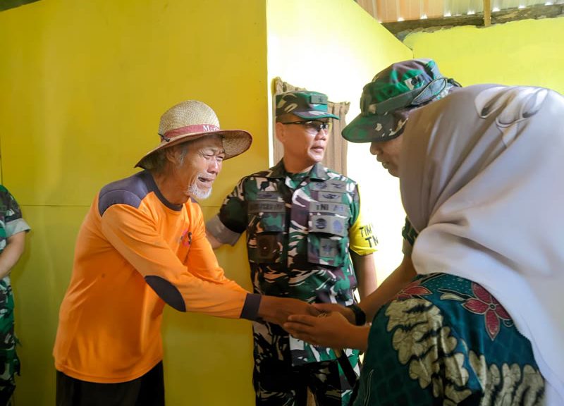 Tangis Haru di Balik Dinding Baru: Kisah Rumah Kosim yang Diselamatkan TMMD